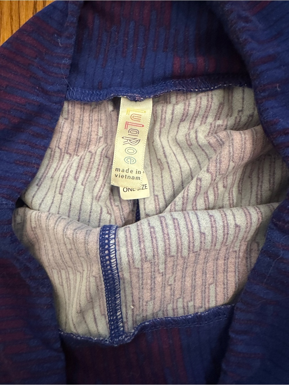 LuLaRoe Blue and Maroon Patterned Leggings - Picture 4 of 4